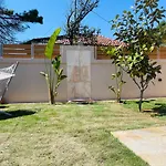 Tsanta House